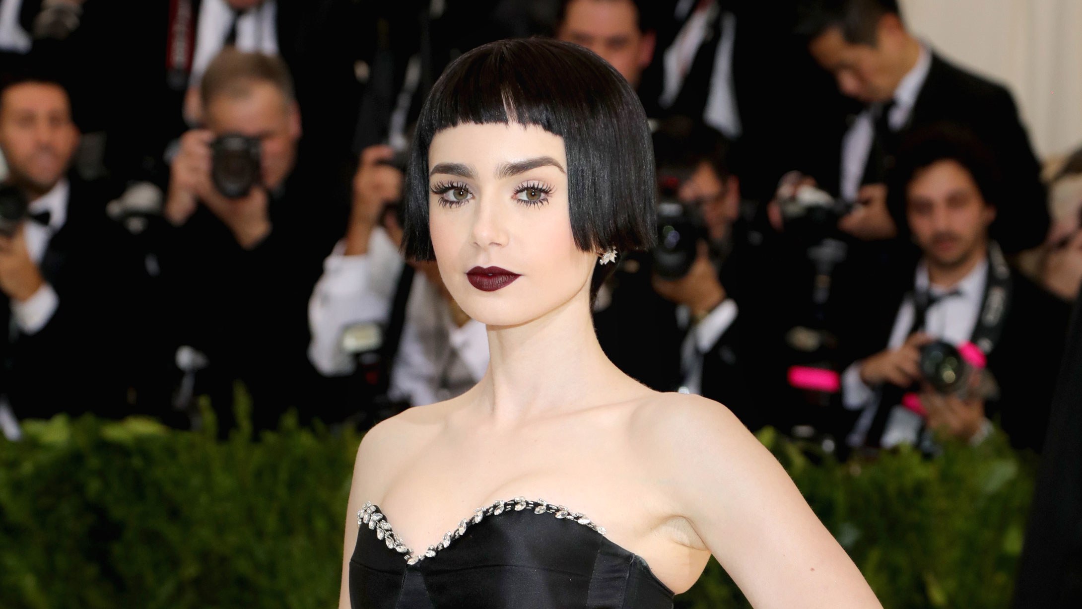 lily-collins-met-gala-2017